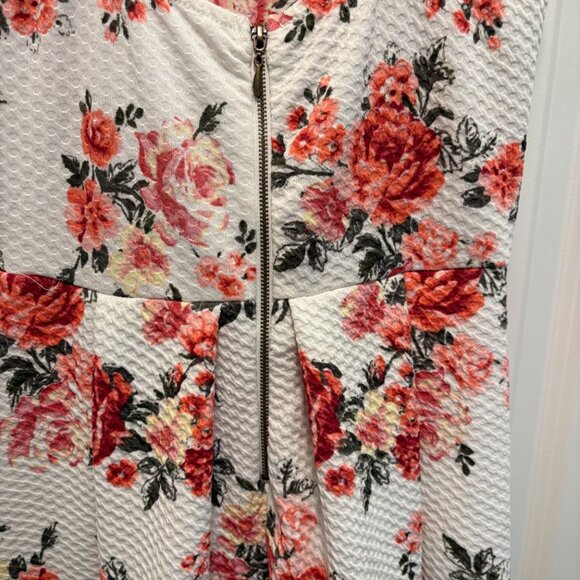 Rewind Fit and Flare Colorful Flowers Dress Size XS NWT - Picture 6 of 9